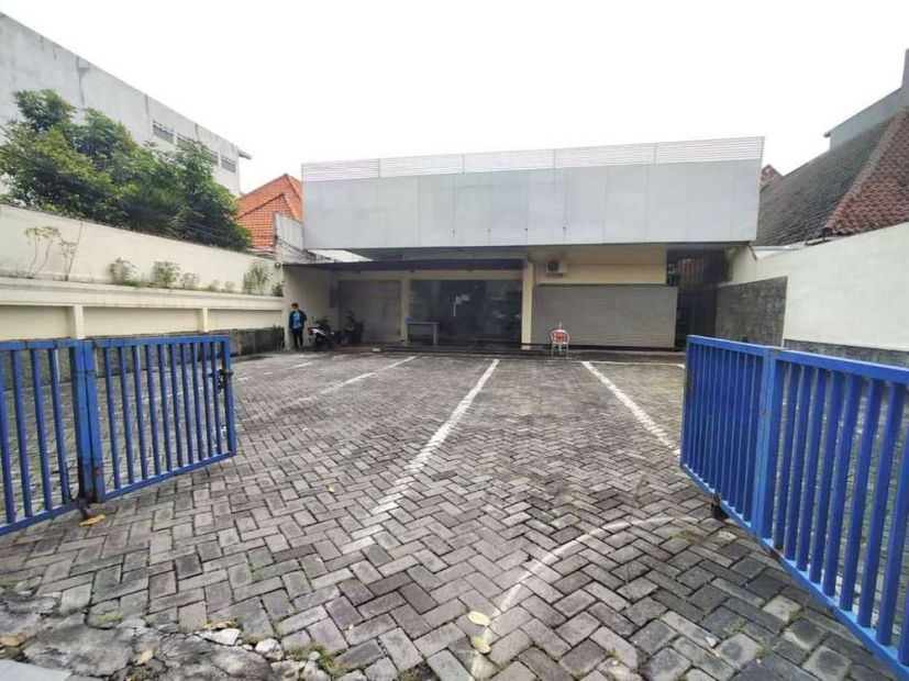 Disewakan Gedung Siap Pakai Ex Kantor Di Jalan Sulawesi