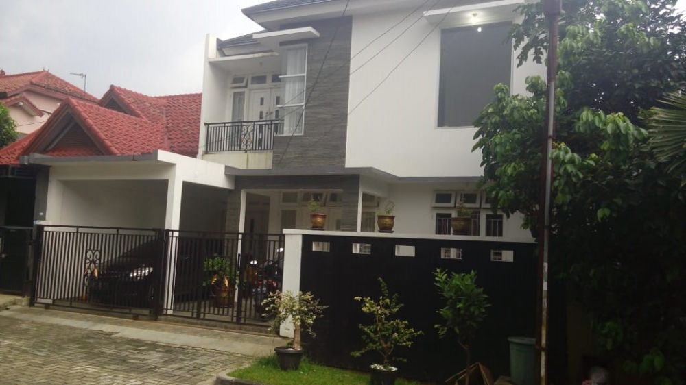 Dijual Rumah  di Villa  Gunung  Lestari Ciputat tangsel DM677