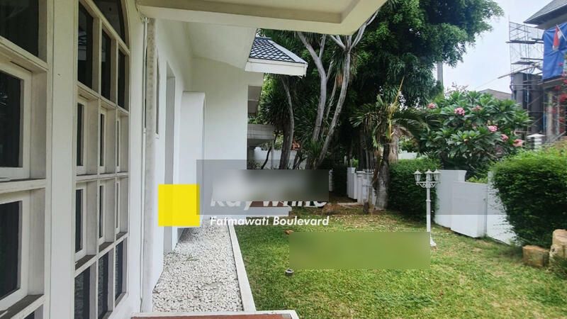 Rumah Cantik Asri Lokasi Elite Pondok Indah Harga Mendekati Njop