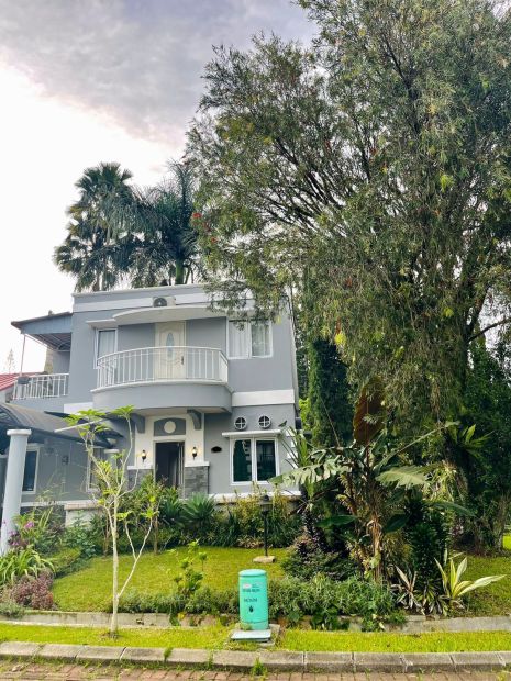 Rumah Villa Cantik Terawat Di Cipanas Puncak Bogor