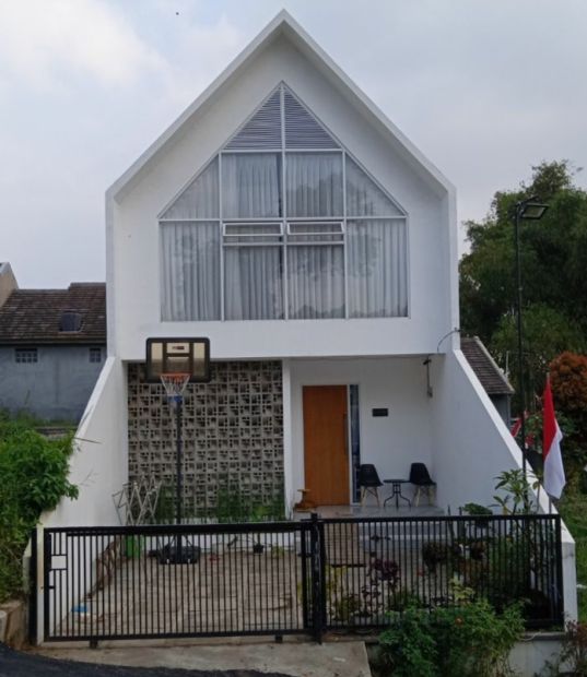 Rumah Gaya Modern Ready Lantai Perumahan, Cigugur Girang