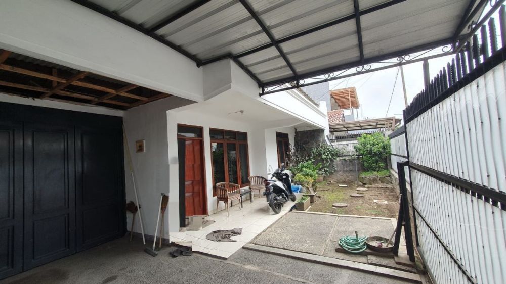 Dijual Rumah Jl Kembar Bandung