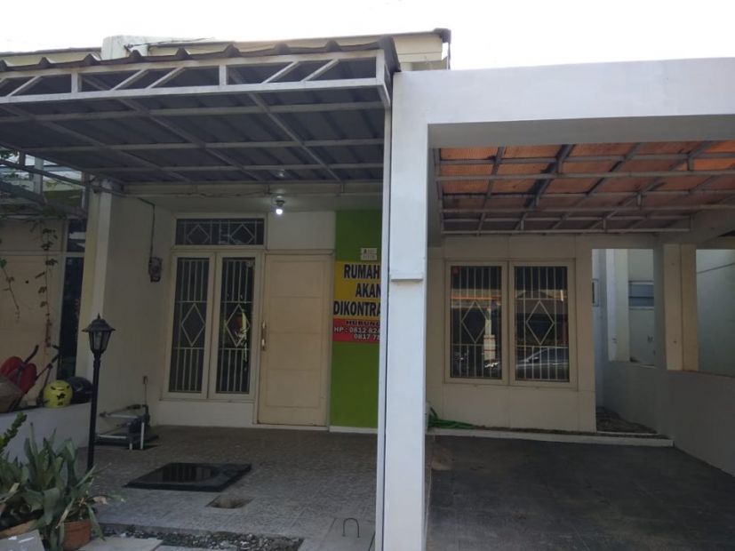 Rumah 2 lantai dengan akses tol, kawasan industri, dan mall