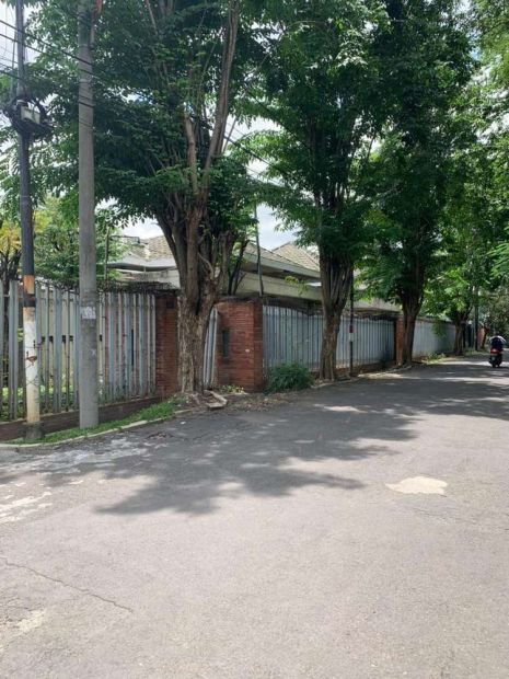 Dijual Rumah Manyar Tirtomoyo Tompotika Jalan Utama