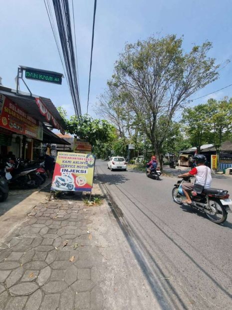 Jual Ruko Sekaligus Tempat Tinggal di Tepi Jl. Klipang Raya. SHM Siap