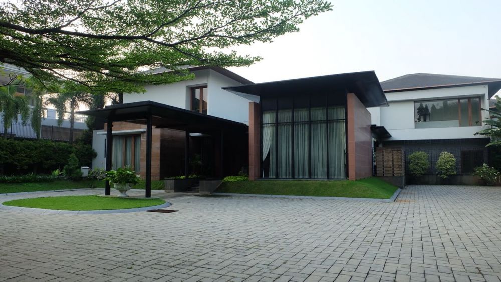 Rumah Mewah dan Besar di Bukit Golf Pondok Indah Jakarta 