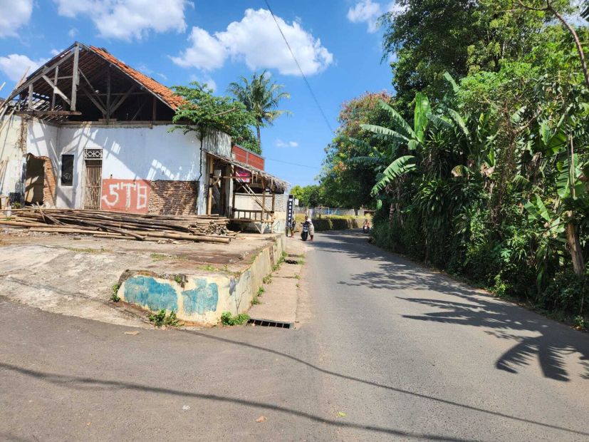 Tanah Tepi Jalan Raya Ramai Limo Cocok Bangun Ruko Dan Caffe