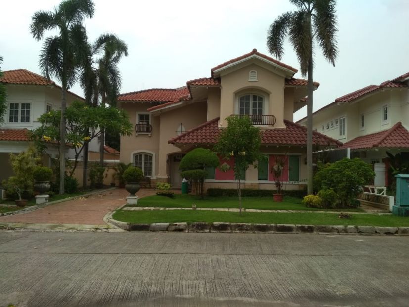 Dag Rumah Disewakan di Cluster Taman Menteng Lippo Cikarang