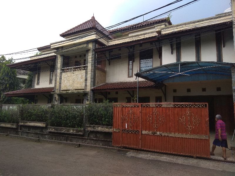 Hitung Tanah Aja Rumah Lantai Di Salendro Rurangga