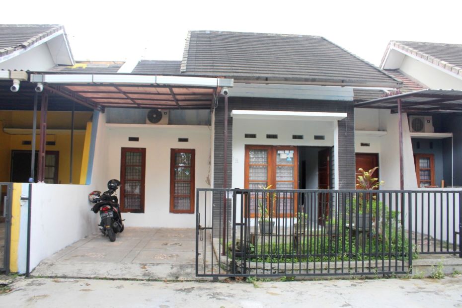 Rumah Nyaman dalam Cluster di Kawasan Kuliner Jalan