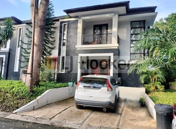 Rumah Mewah Siap Huni 2 Lantai Di Villa Panbil