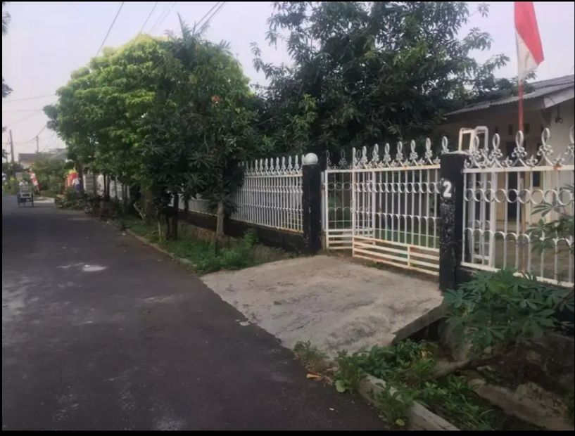 DIJUAL RUMAH HITUNG TANAH DI KOMPLEK PERTAMINA