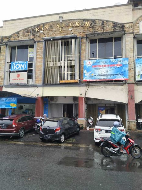 Ruko Grand Sungkono Surabaya Pusat Kota Ramai