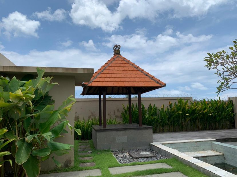 For Sale Villa View Sawah Mengening Beach