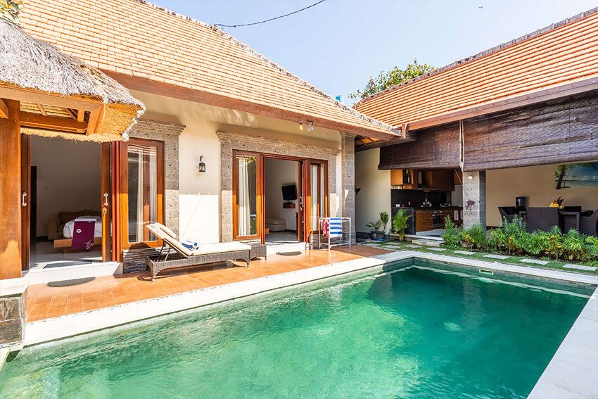 Sewa Harian Villa 4 Kamar Tidur di Sanur Bali - BVI32257