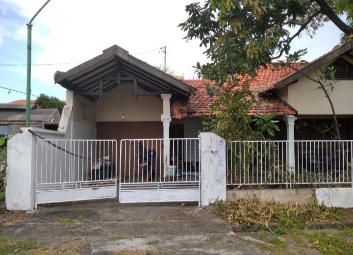 Dijual Rumah Ketintang Tengah Hitung Tanah Surabaya