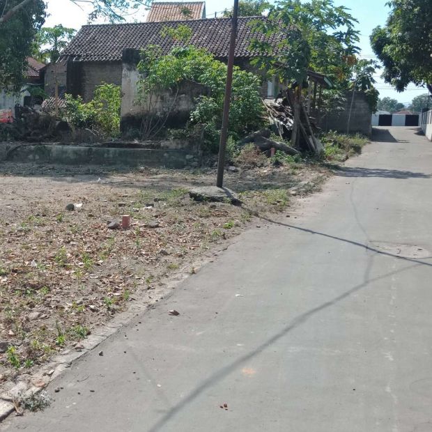 Dijual Tanah Pekarangan Di Timur Candi Prambanan Meter Jalan Raya