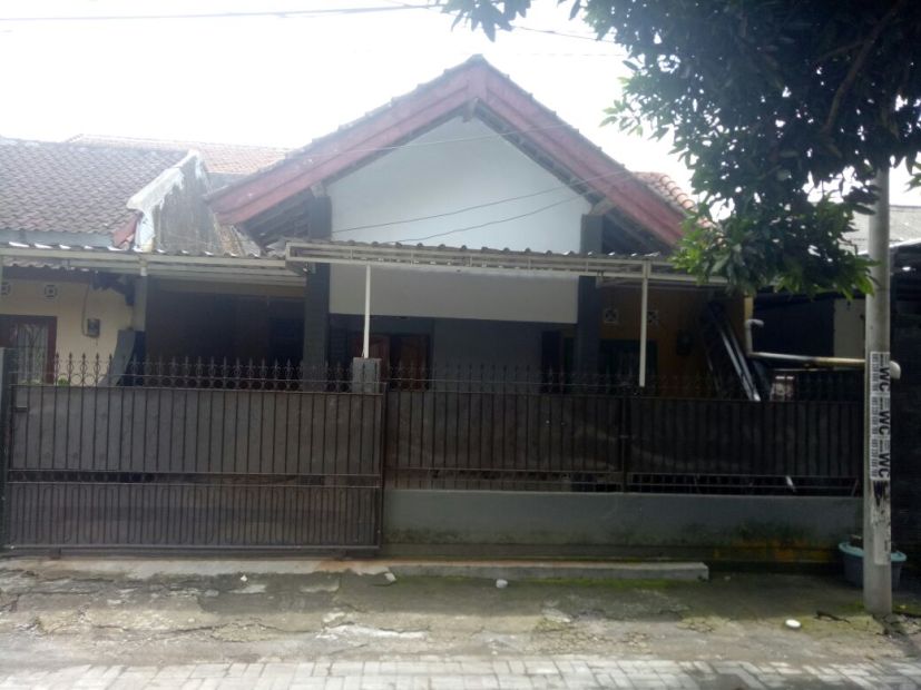 RUMAH DI GUNUNG SARI LOMBOK BARAT