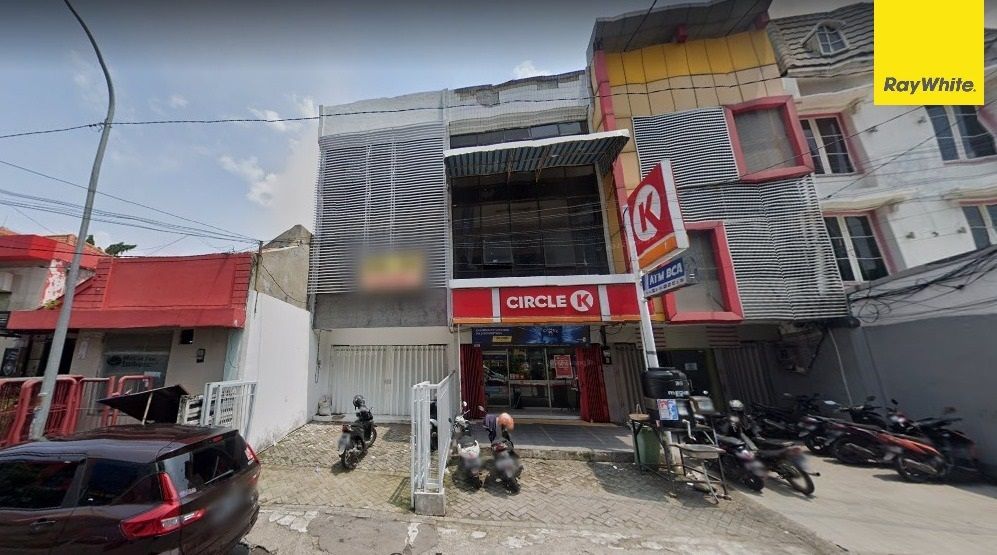 Dijual Ruko Strategis 3 Lantai Di Jalan Kayoon, Surabaya Pusat