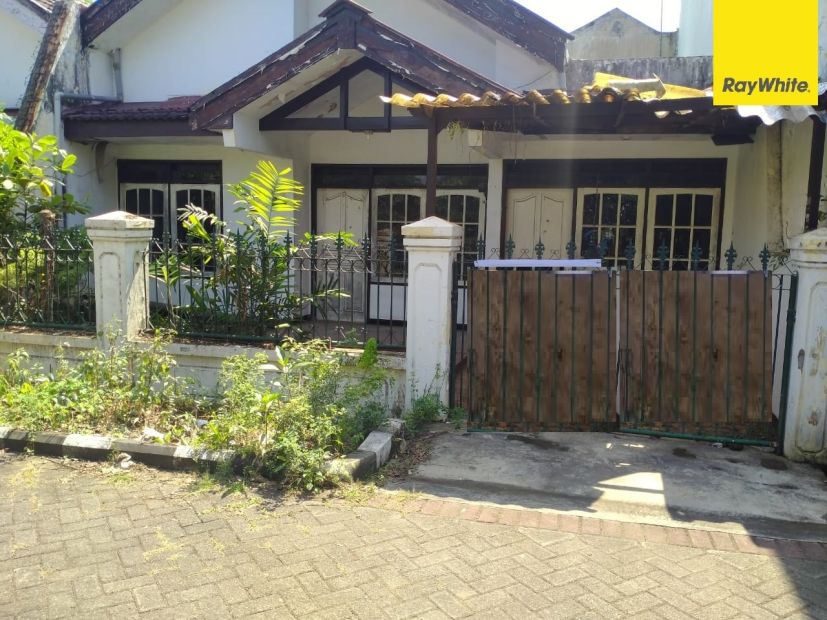 Dijual Cepat Rumah Lokasi Strategiss Di Jalan Klampis Anom Surabaya