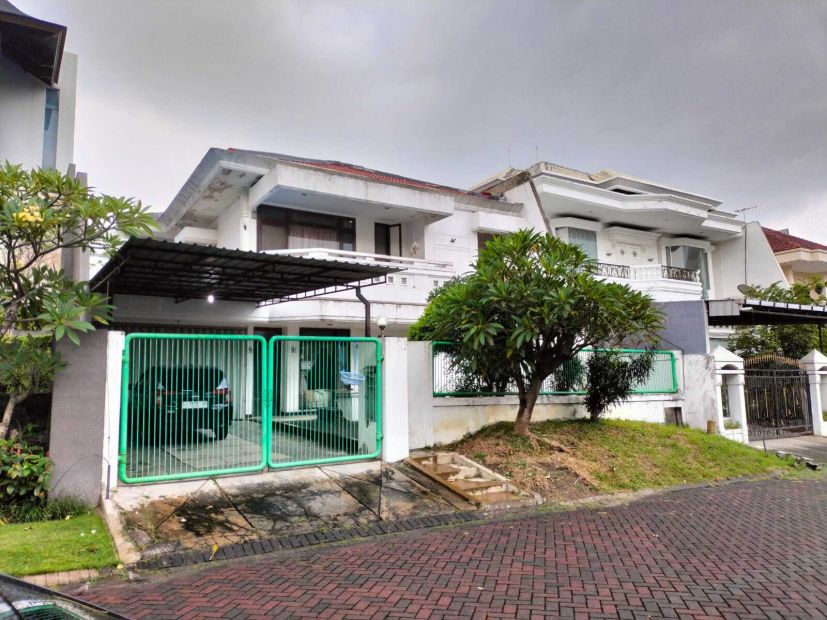 Rumah Hitung Tanah Lantai Di Graha Famili Harga Murah