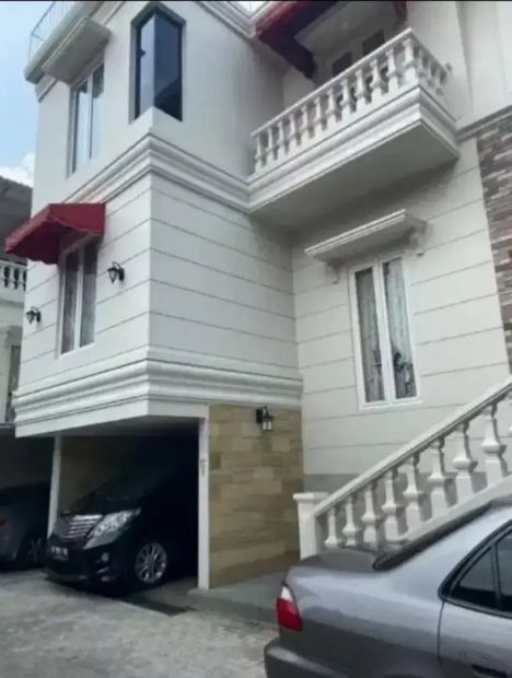 Rumah Megah 3 Lantai Di Kemang Cilandak Jakarta Selatan