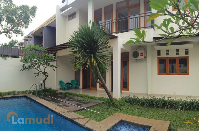 Disewakan Rumah Baru Siap Huni di Kemang Dalam 4 2BR with 