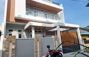 Rumah Dijual di Banjarsari, Solo, Jawa Tengah
