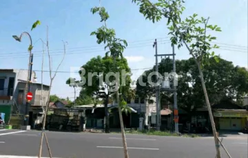 Rumah Dijual di Gunung Anyar, Surabaya, Jawa Timur
