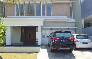 Vila Disewakan di Surabaya, Jawa Timur