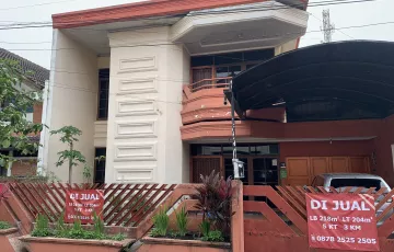 Rumah Dijual di Cikutra, Bandung, Jawa Barat