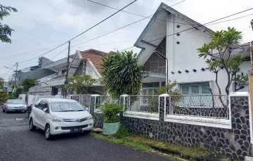 Rumah Dijual di Rangkah, Surabaya, Jawa Timur