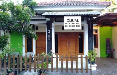 rumah cantik harga murah di dekat kampus UMY, pinggir jalan