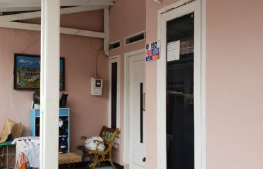 View Rumah Minimalis 2 Lantai 5 Kamar Tidur Images