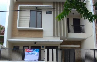 Rumah Minimalis 2 Lantai Manyar Tirtoyoso Surabaya Timur