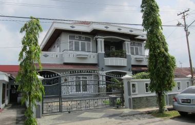 Di Jual Rumah Mewah 2 Lantai Di Pekanbaru