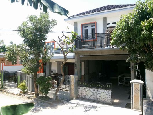 Rumah mewah di keteguhan teluk betung bandar  lampung 