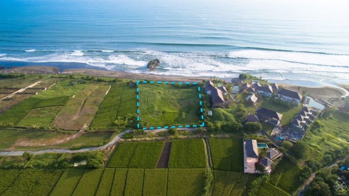  DIJUAL  TANAH  Kavling Pinggir  Pantai  di Tanah  Lot Bali