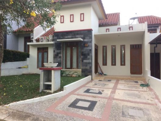  Rumah  Minimalis  di  Bukit Indah Sukajadi Batam 