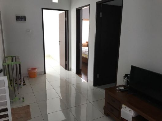  Rumah  di Cluster  Madrid  Palem  Semi  Karawaci