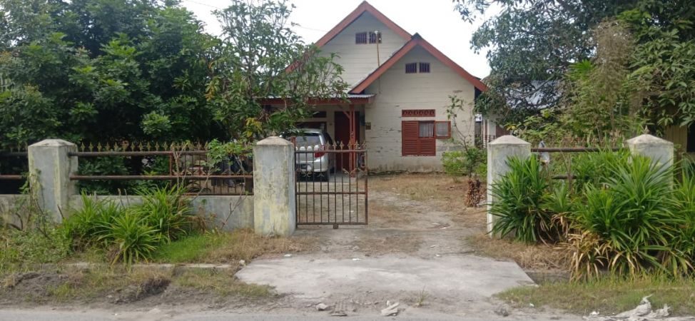 Dijual Rumah Lama Di Medan Baru Pinggir Jalan Pekarangan 