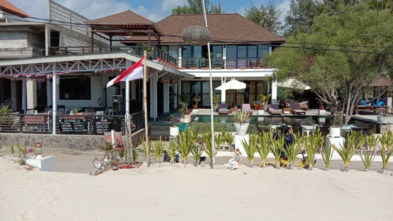 Hotel Di Gili Trawangan Pinggir Pantai