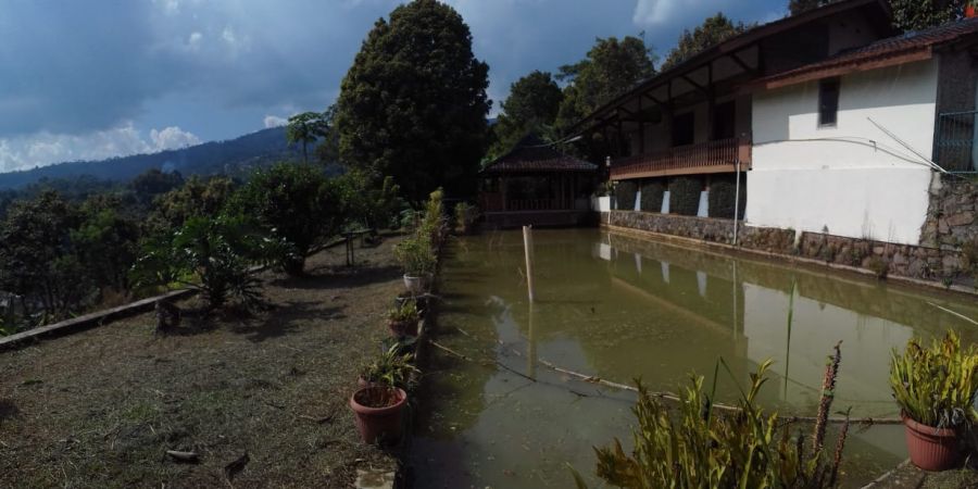 Jual Tanah  Murah  Dengan Bangunan Villa Di  Bandung 