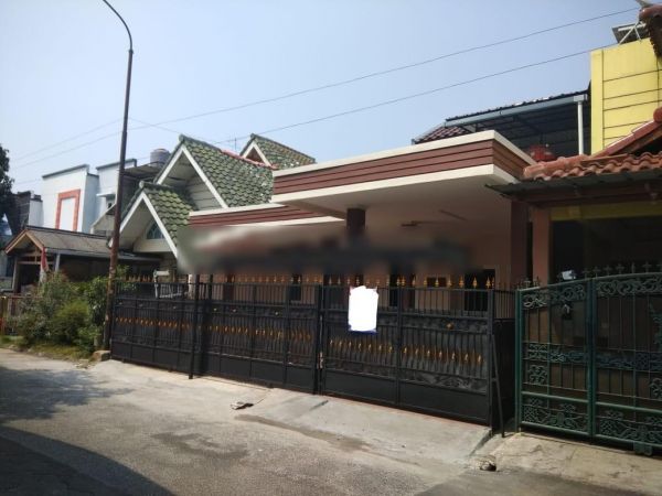 Rumah 1,5 Lantai LT 144 KT 3+1 di Taman Modern, Cakung ...