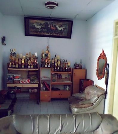 Jual rumah cantik murah di jln sukarela kreo ciledug