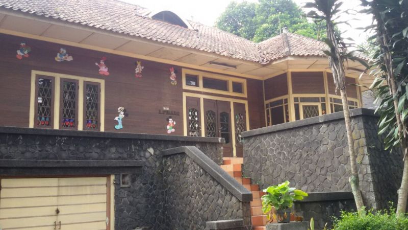 BANDUNG HOUSE FOR SALE