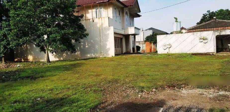 Rumah Tua Hitung Tanah Strategis Di Cilandak, Jakarta Selatan