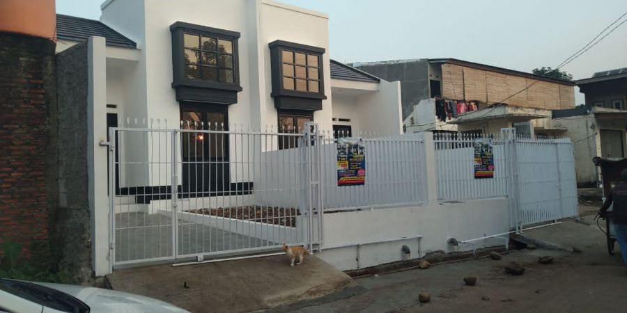  Jual  Rumah  Ready Stock di Bekasi  Timur 