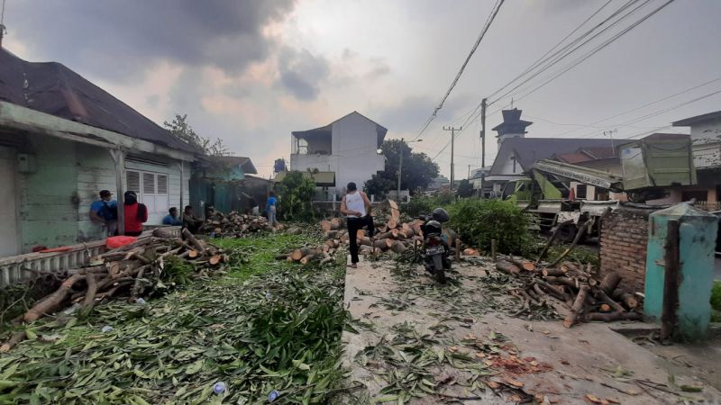  RUMAH  DI  JALAN  AR HAKIM MEDAN  AREA