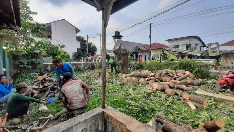  RUMAH  DI  JALAN  AR HAKIM MEDAN  AREA